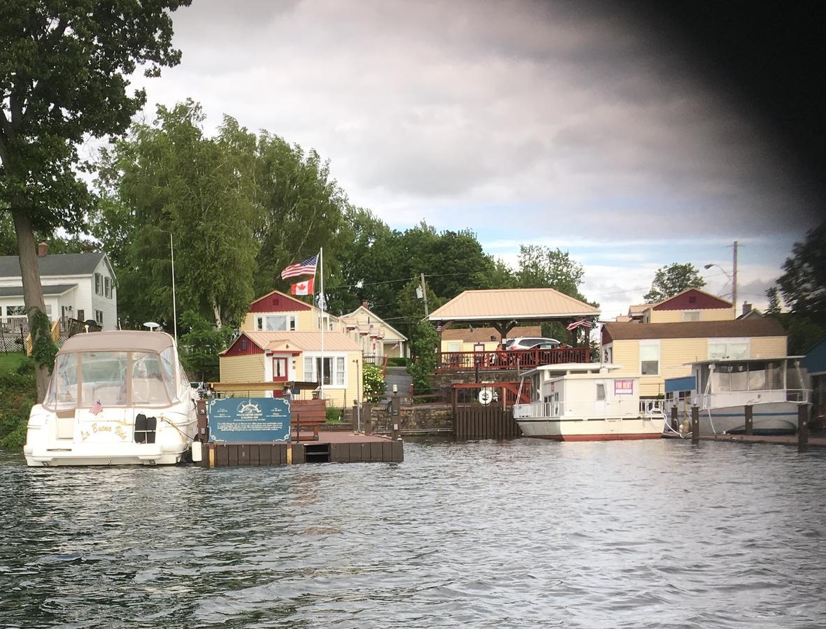 Hills Motor Court & Marina Motel Alexandria Bay Eksteriør bilde