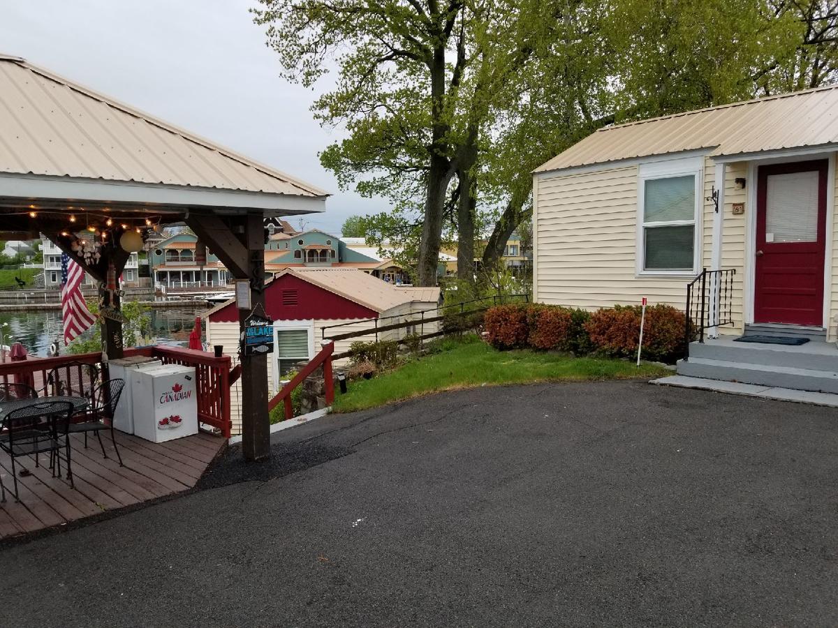 Hills Motor Court & Marina Motel Alexandria Bay Eksteriør bilde